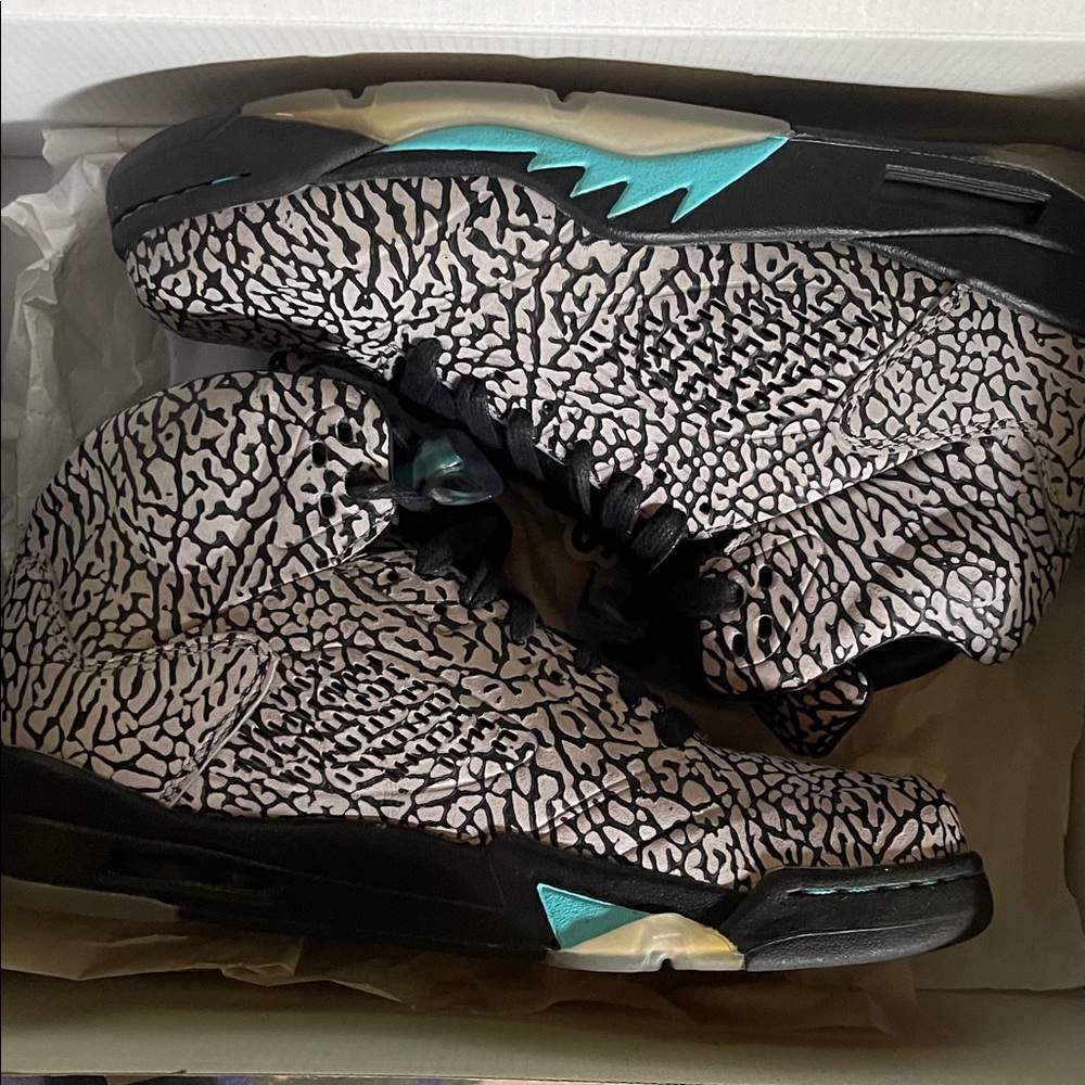 Jordan Athletic Shoes Black and Teal